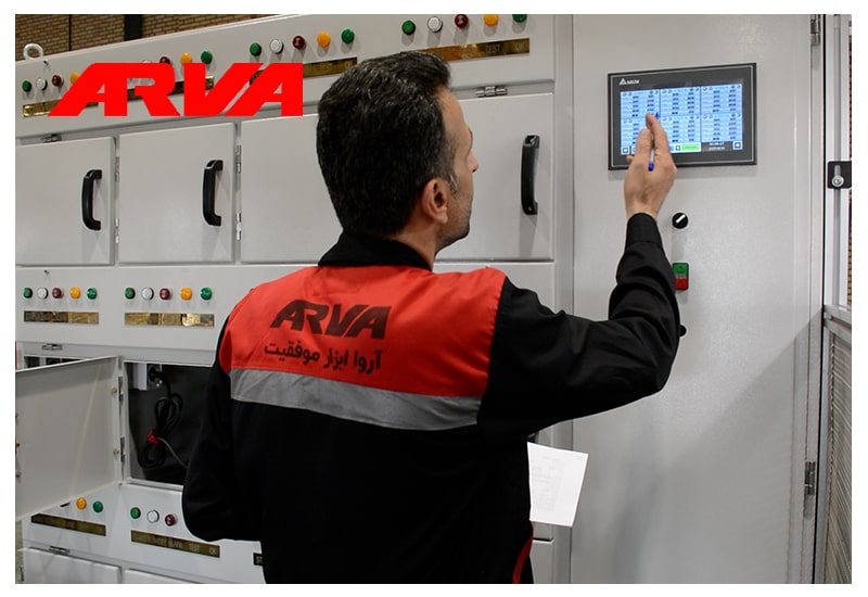 نبرد با نقص: پیچیدگی‌های تولید و فرآیندهای تضمین و کنترل کیفیت (QC/QA)